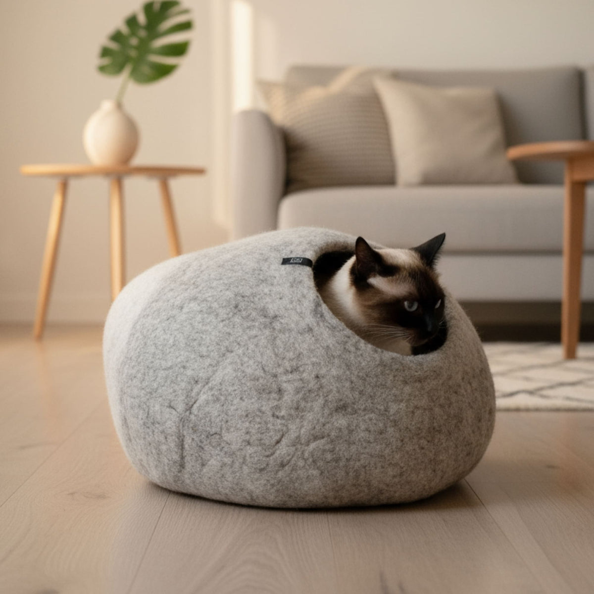 PEBBLE Katzenhöhle aus Filz